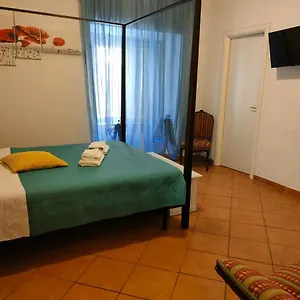 Πανσιόν Vittorio Ll House